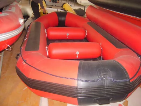 Rubber Boat Explorer Raffting untuk 2 Orang 1 s8001398